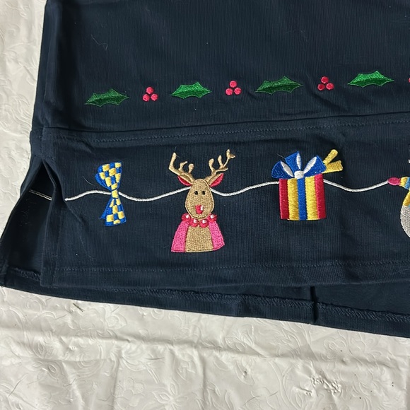 The Quacker Factory Christmas Themed 2piece Long sleeve and skirt set. - Picture 5 of 13